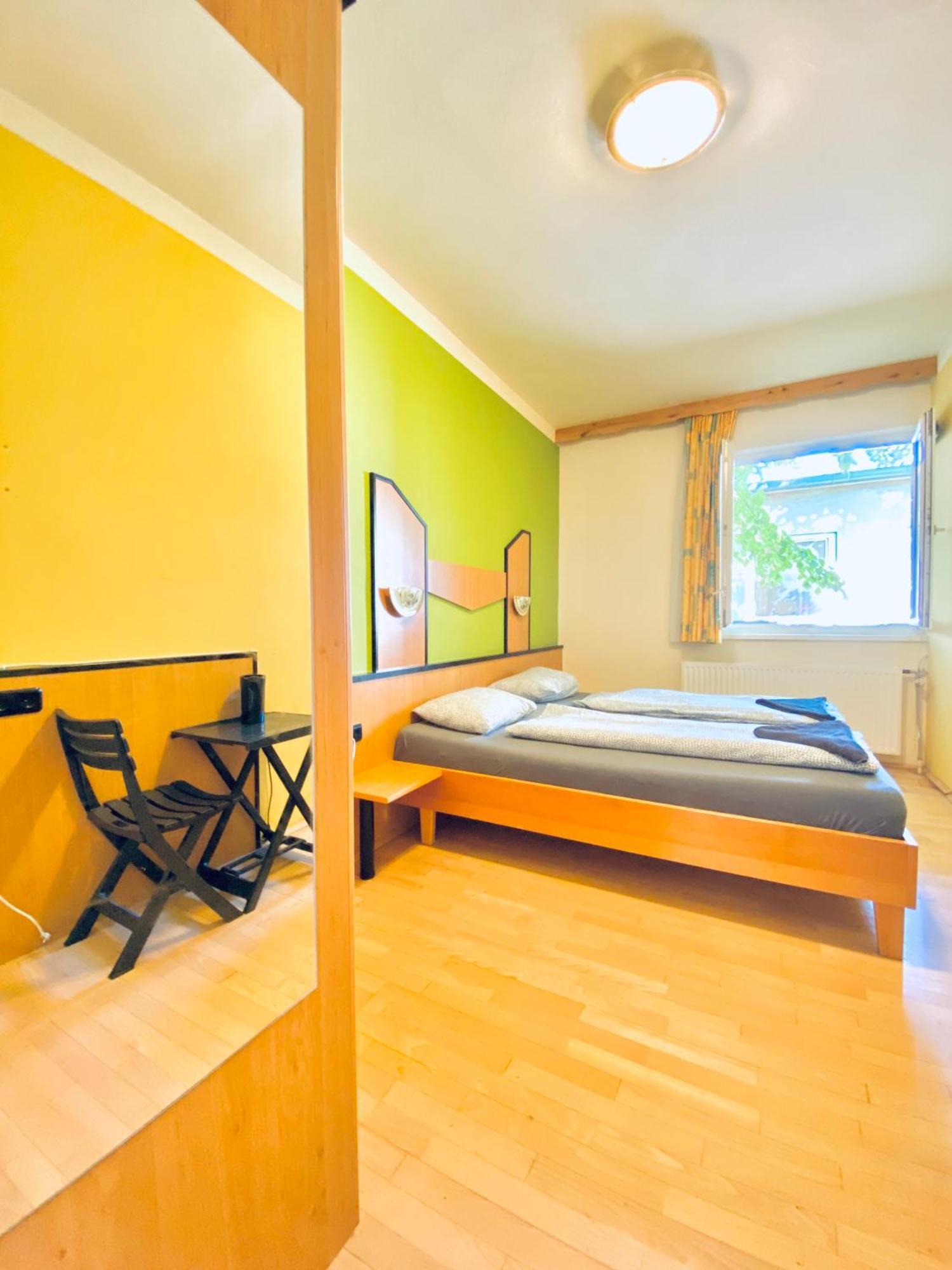 Affordable Central Rooms, 10-Min To Lugner City Viena Exterior foto