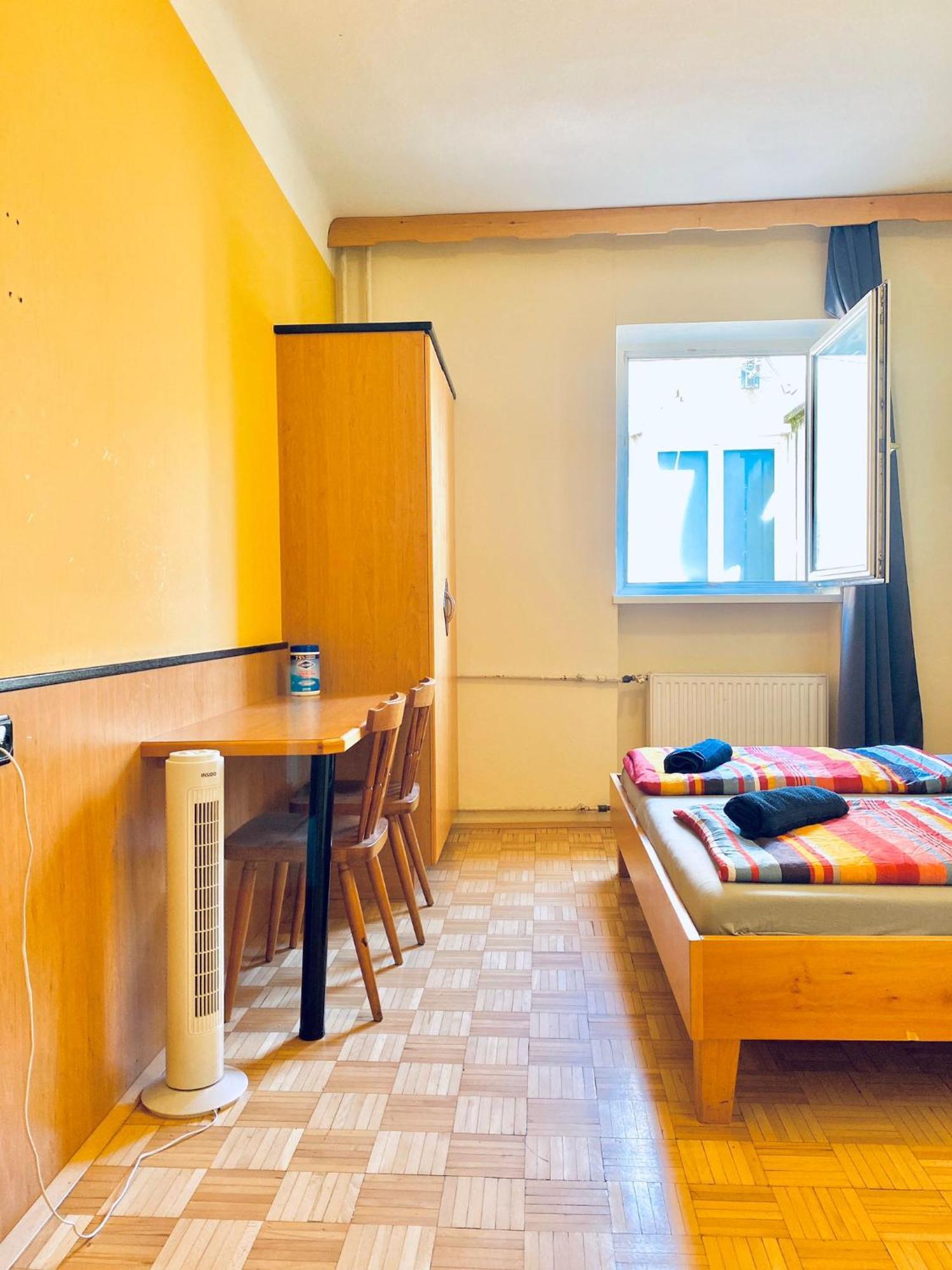 Affordable Central Rooms, 10-Min To Lugner City Viena Exterior foto
